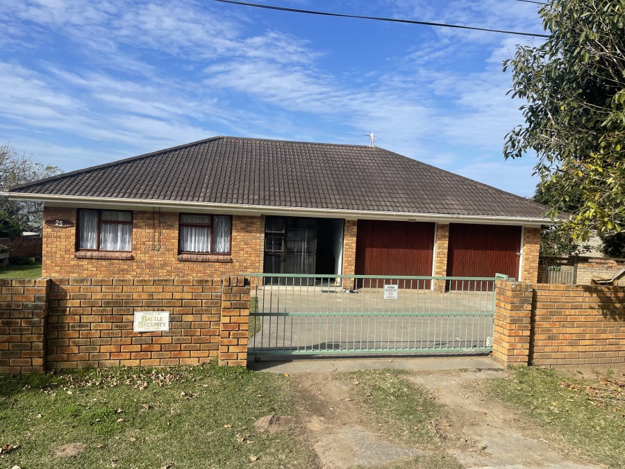 3 Bedroom Property for Sale in Winterstrand Eastern Cape